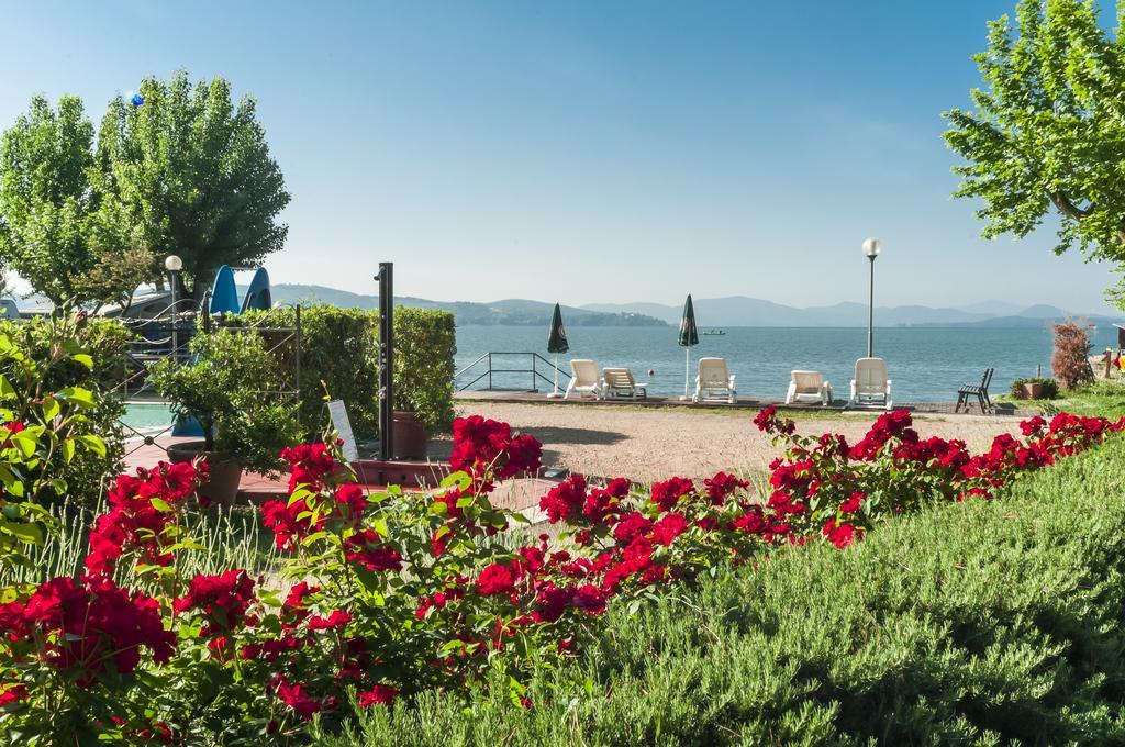 Hotel Kursaal Passignano sul Trasimeno Exterior photo